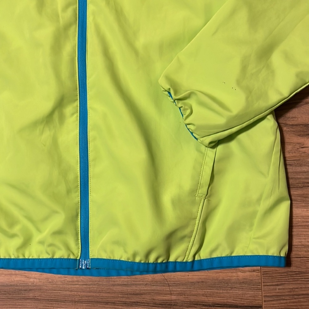 Lightweight Active Jacket - Picture 4 of 9